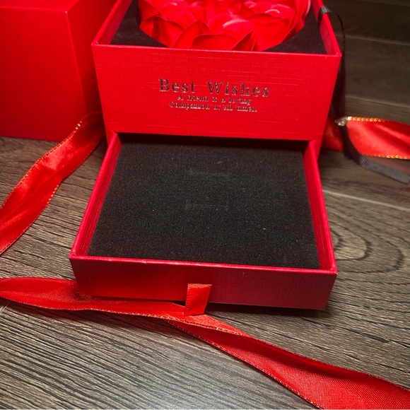 Jewelry Case - Picture 11 of 14